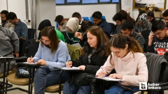 Ankaralı gençlere ücretsiz ingilizce dil eğitimi veriliyor