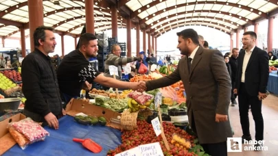 Kahramankazan Belediye Başkanı Selim Çırpanoğlu pazar esnafını ziyaret etti