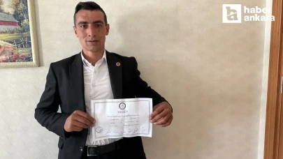Ankara Kızılcahamam’ın 22 yaşındaki en genç muhtarı görevine başladı!