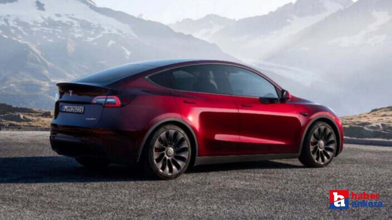 Tesla Model Y'ye bir zam daha yapıldı! Otomobil resmen zirveyi gördü