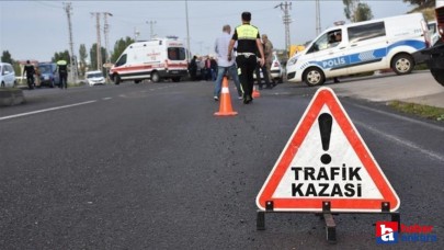 Başkent Ankara'da otomobillerin birbirine çarpıştığı kazada 2 kişi yaralandı