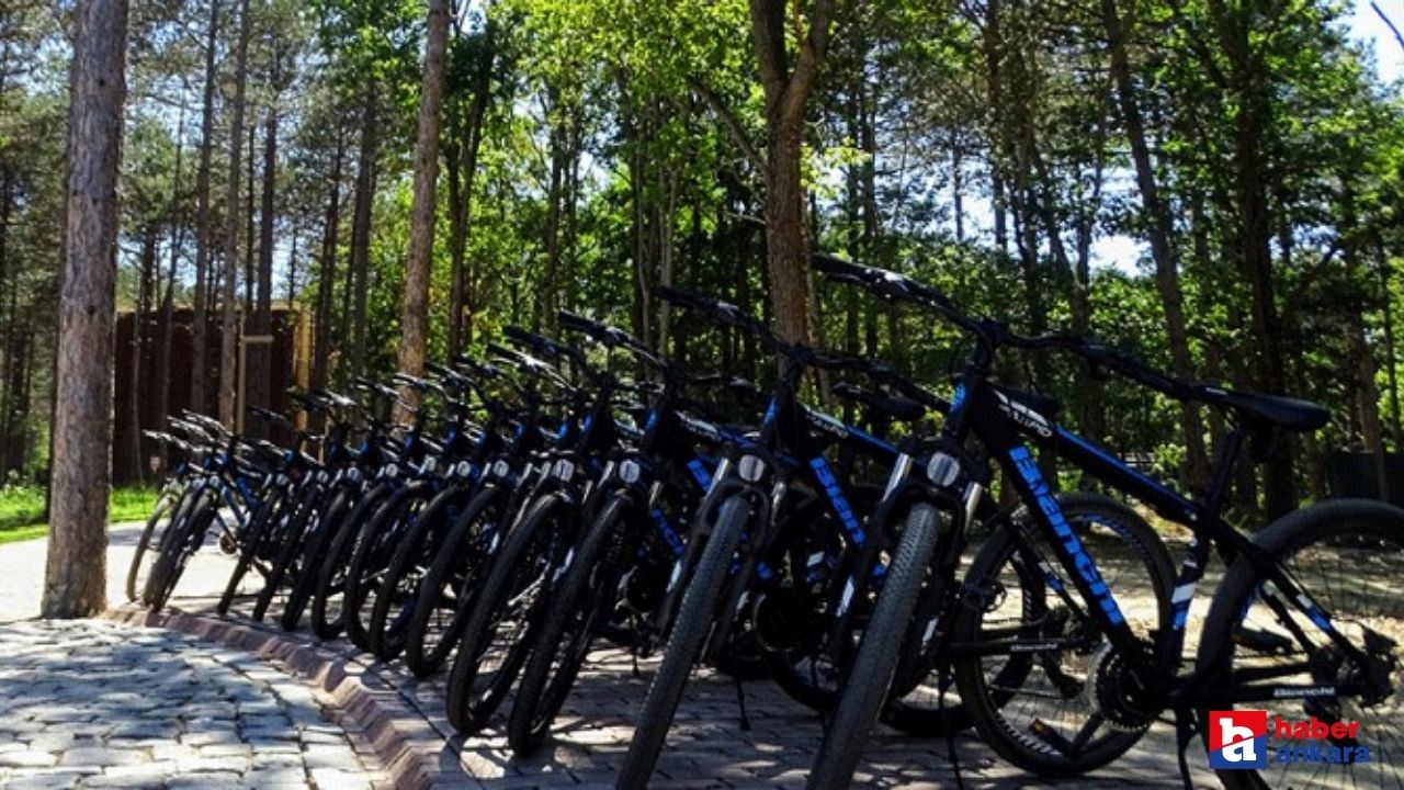 Ankara’da ‘Avrupa Hareketlilik Haftası’ kapsamında onlarca bisikletli pedal çevirdi