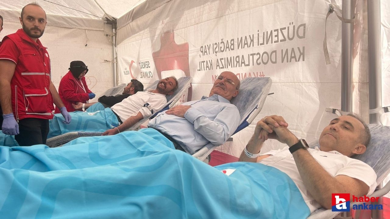 Ankaralı iş adamları, 'Kan veriyoruz, Can Veriyoruz' sloganıyla kan bağışı yaptı