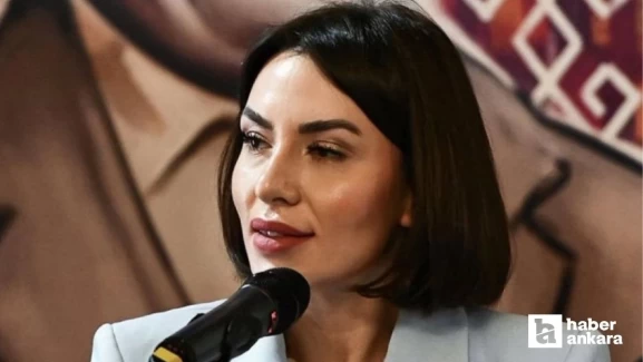 Aşık Veysel'in torunu Gül Eda Hür ABB Meclisinde CHP Grup sözcüsü oldu