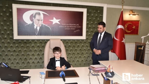 Kahramankazan Belediye Başkanı Çırpanoğlu 23 Nisan dolayısıyla koltuğunu çocuklara devretti