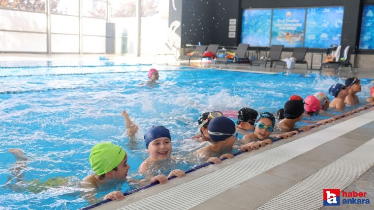 Gölbaşı Belediyesi çocuklara yüzme eğitimi vermeye devam ediyor