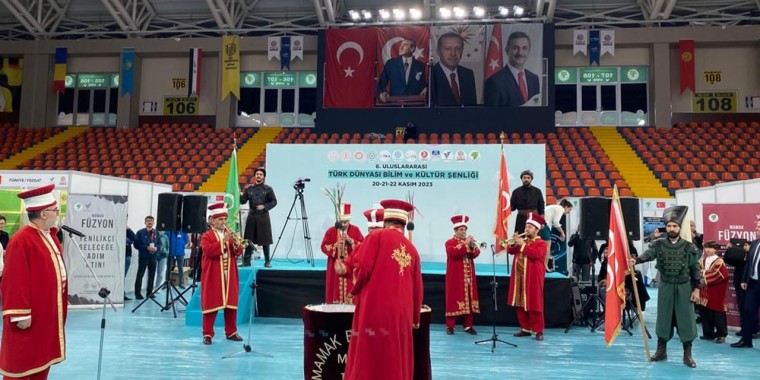 Mamak Belediyesi'nin düzenlediği Uluslararası Türk Dünyası Bilim ve Kültür Şenliği başladı