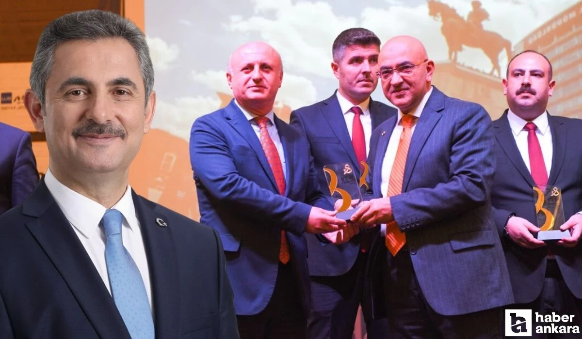 Mamak Belediye Başkanı Köse başarılı belediye başkanı ödülünün sahibi oldu