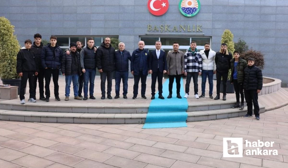 Hakim Karaaslan ve Genç Güçlüler'den Gölbaşı Belediye Başkanı Ramazan Şimşek'e hayırlı olsun ziyareti