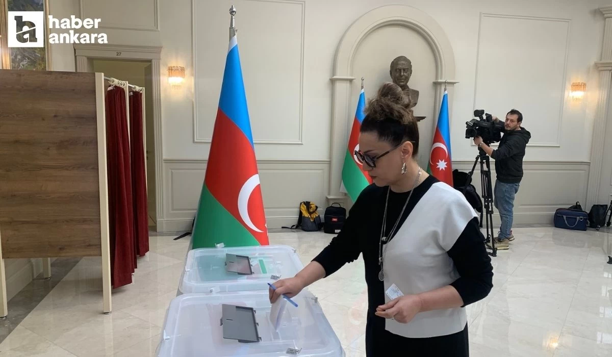 Başkentte yaşayan Azerbaycanlılar oy kullandı! Ülkelerinin cumhurbaşkanını seçtiler