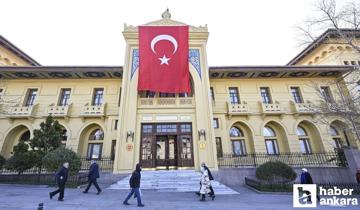 Cumhuriyetin anıtsal yapılarındandı! Ankara Palas Müzesi ziyarete açıldı