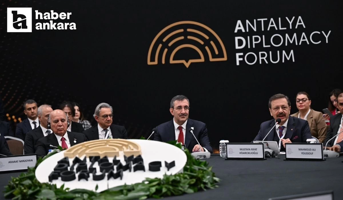 TOBB, 3'üncü Antalya Diplomasi Forumu'nda iş dünyasının görüşlerini aktarıyor!