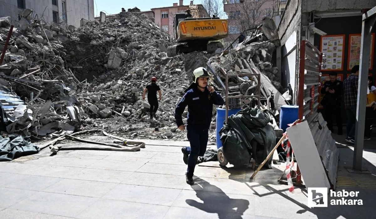 Ankara'da bina çöktü! Bir kişi enkaz altında kaldı