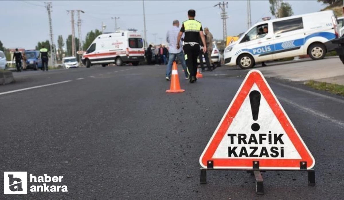 Ankara'da otomobille motosiklet çarpıştı! 4 yaralı