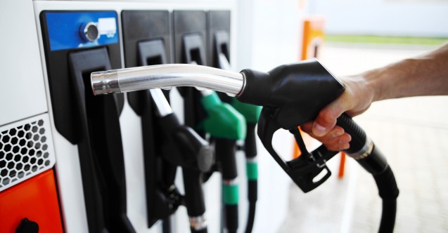 Benzine dev indirim geldi!