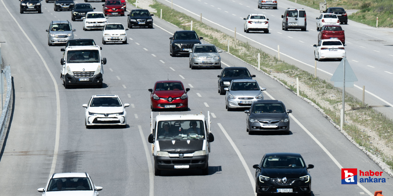 Ankara'ya dönüşte trafik yoğunluğu yaşanıyor!
