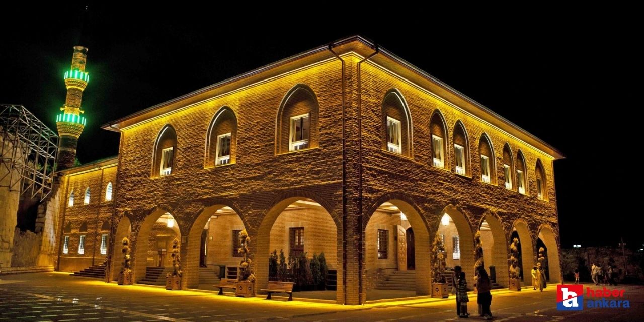 Hacı Bayram Veli Camii nerede ve nasıl gidilir? Camii hangi ilçede yer alıyor?