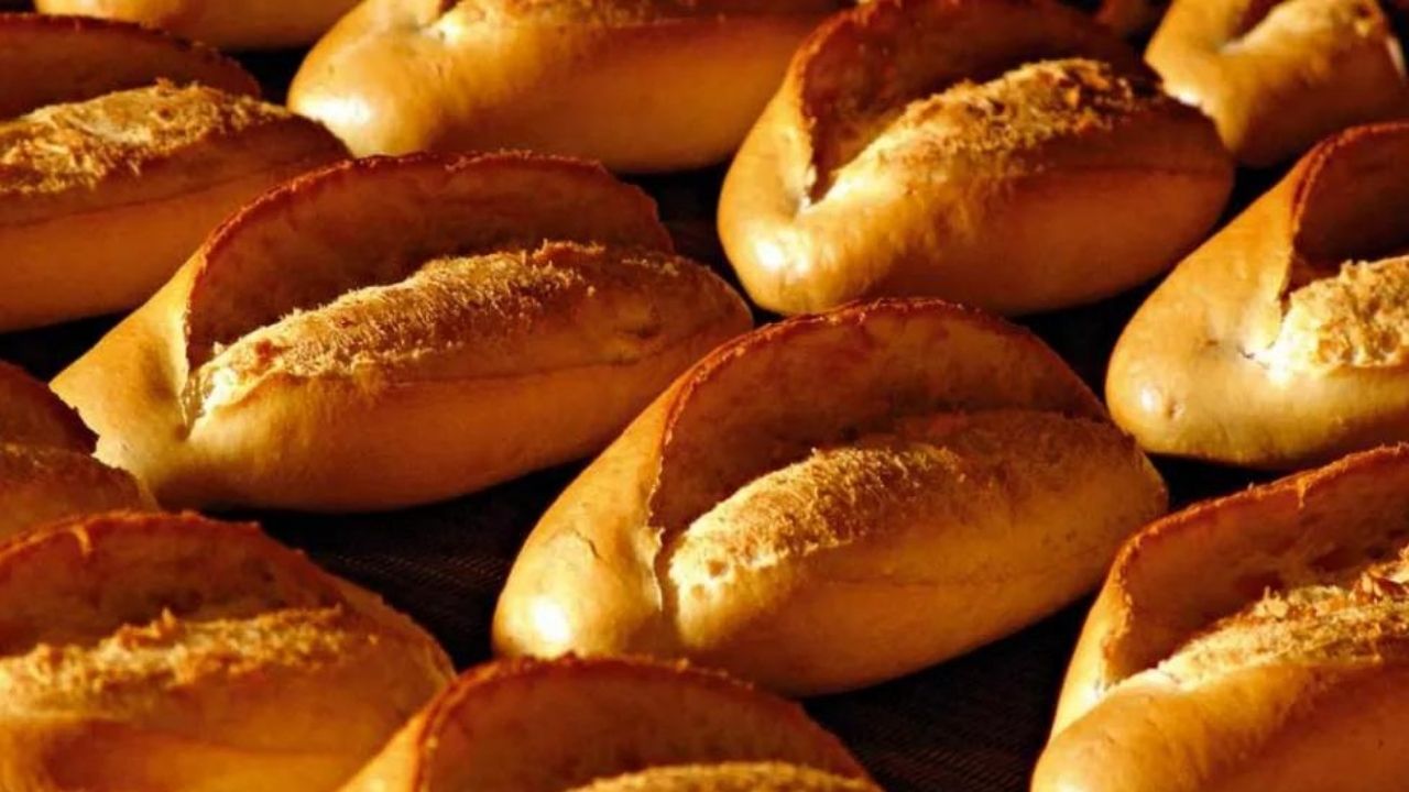 Son dakika! Ankara Fırıncılar Odası ekmeğe yüzde 40 oranında zam yapıldığını açıkladı