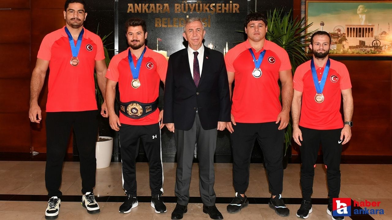 ASKİ  Sporlu milli güreşçilerden Mansur Yavaş'a makamında ziyaret