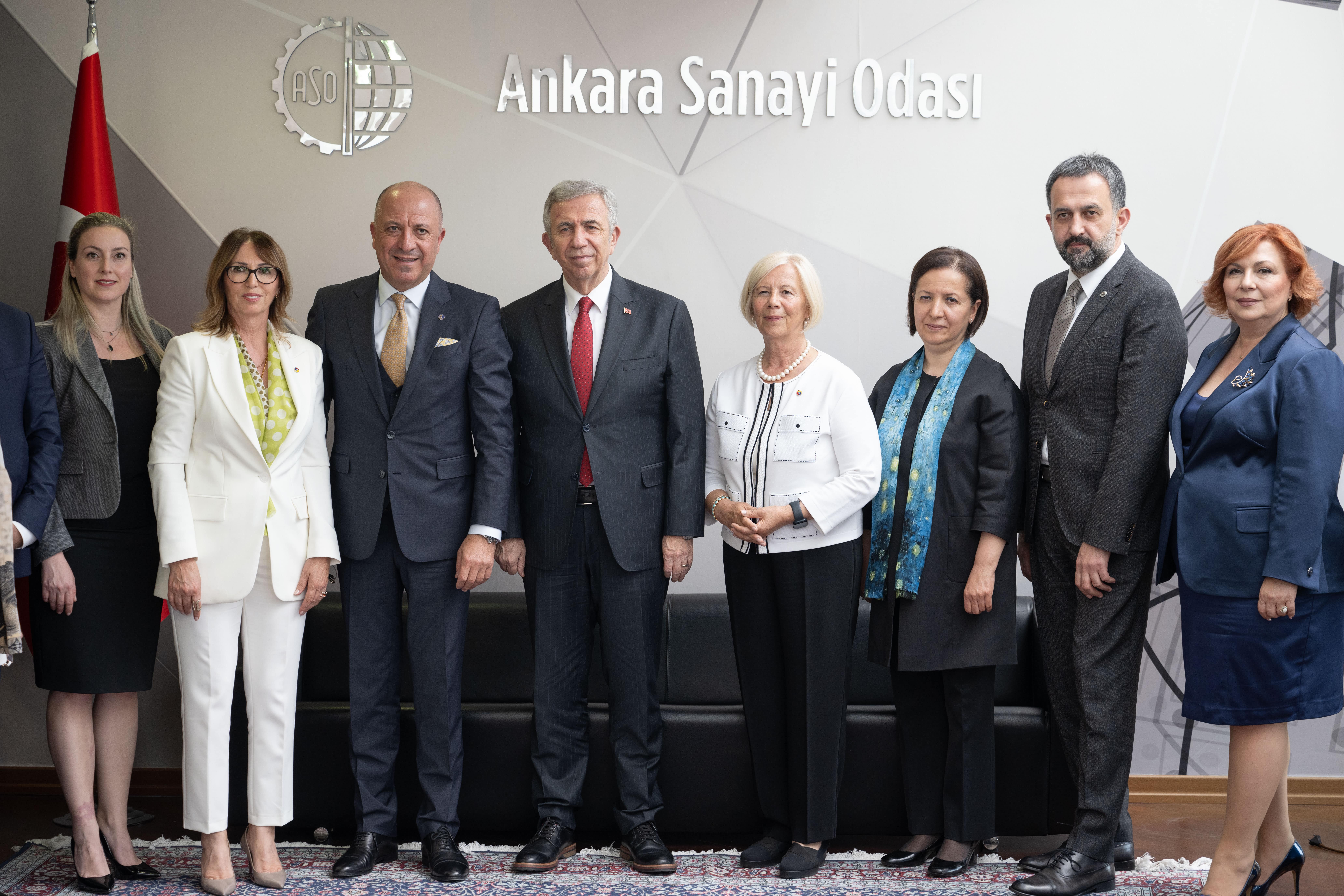 aa-20230623-31507683-31507682-sanayide-kadin-eli-projesinin-ankara-ayagina-iliskin-protokol-asoda-imzalandi-min.jpg